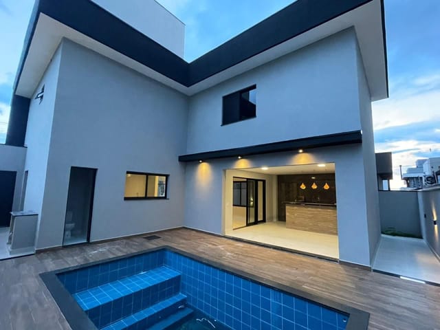 Casa com 250m² 3 quartos e 3 banheiros, à venda, no bairro Jardim Santa Júlia em São José dos Campos