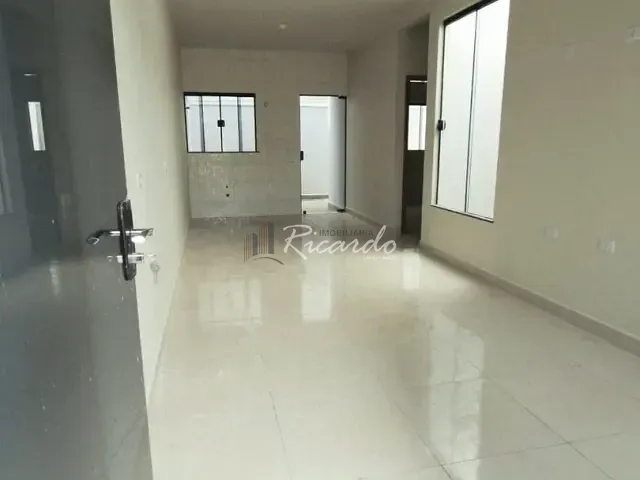 Casa com 126m² 2 quartos e 1 banheiro, à venda, no bairro Jardim Vale das Perobas IV em Arapongas