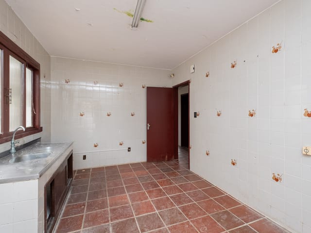 Casa 2 quartos e 3 banheiros, à venda, no bairro Laranjal em Pelotas