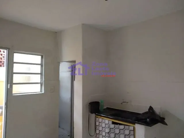 Casa com 50m² 1 quarto e 1 banheiro, à venda, no bairro Jardim Nice em São Paulo