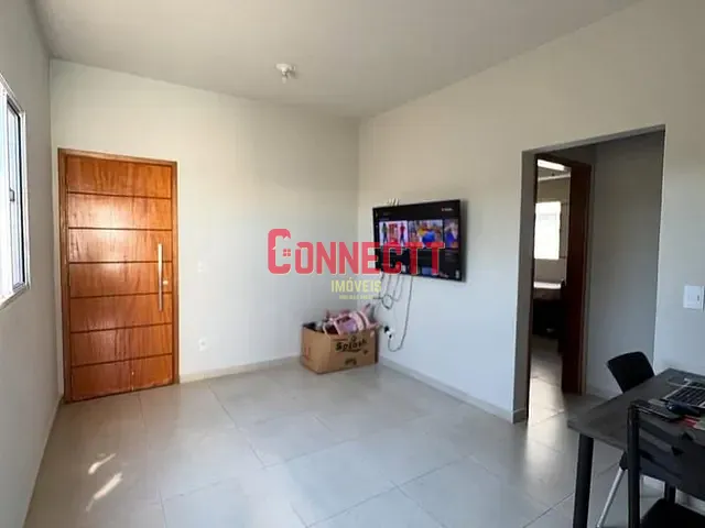Casa com 200m² 2 quartos e 1 banheiro, à venda, no bairro Bonfim Paulista em Ribeirão Preto