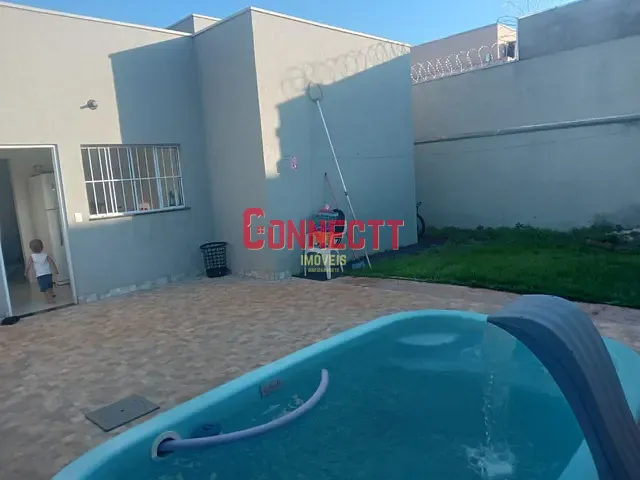 Casa com 200m² 2 quartos e 1 banheiro, à venda, no bairro Bonfim Paulista em Ribeirão Preto