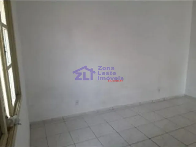 Casa com 300m² 1 quarto e 1 banheiro, à venda, no bairro Vila Antonina em São Paulo