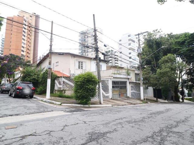 Foto do Casa - Casa tipo para venda em Campo Belo com 4 quartos, sendo 1 suíte, 200m² | Lares e Andares Imóveis