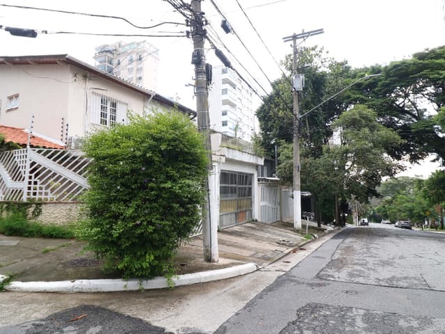 Foto do Casa - Casa tipo para venda em Campo Belo com 4 quartos, sendo 1 suíte, 200m² | Lares e Andares Imóveis