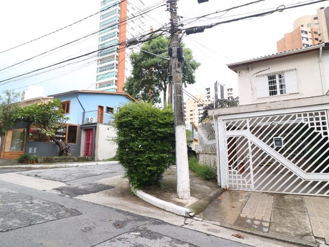 Foto do Casa - Casa tipo para venda em Campo Belo com 4 quartos, sendo 1 suíte, 200m² | Lares e Andares Imóveis