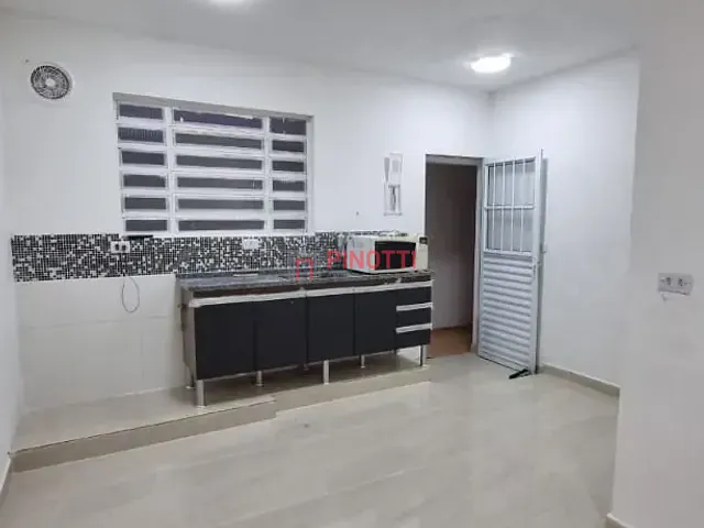 Casa 3 quartos e 2 banheiros, à venda, no bairro Rudge Ramos em São Bernardo do Campo
