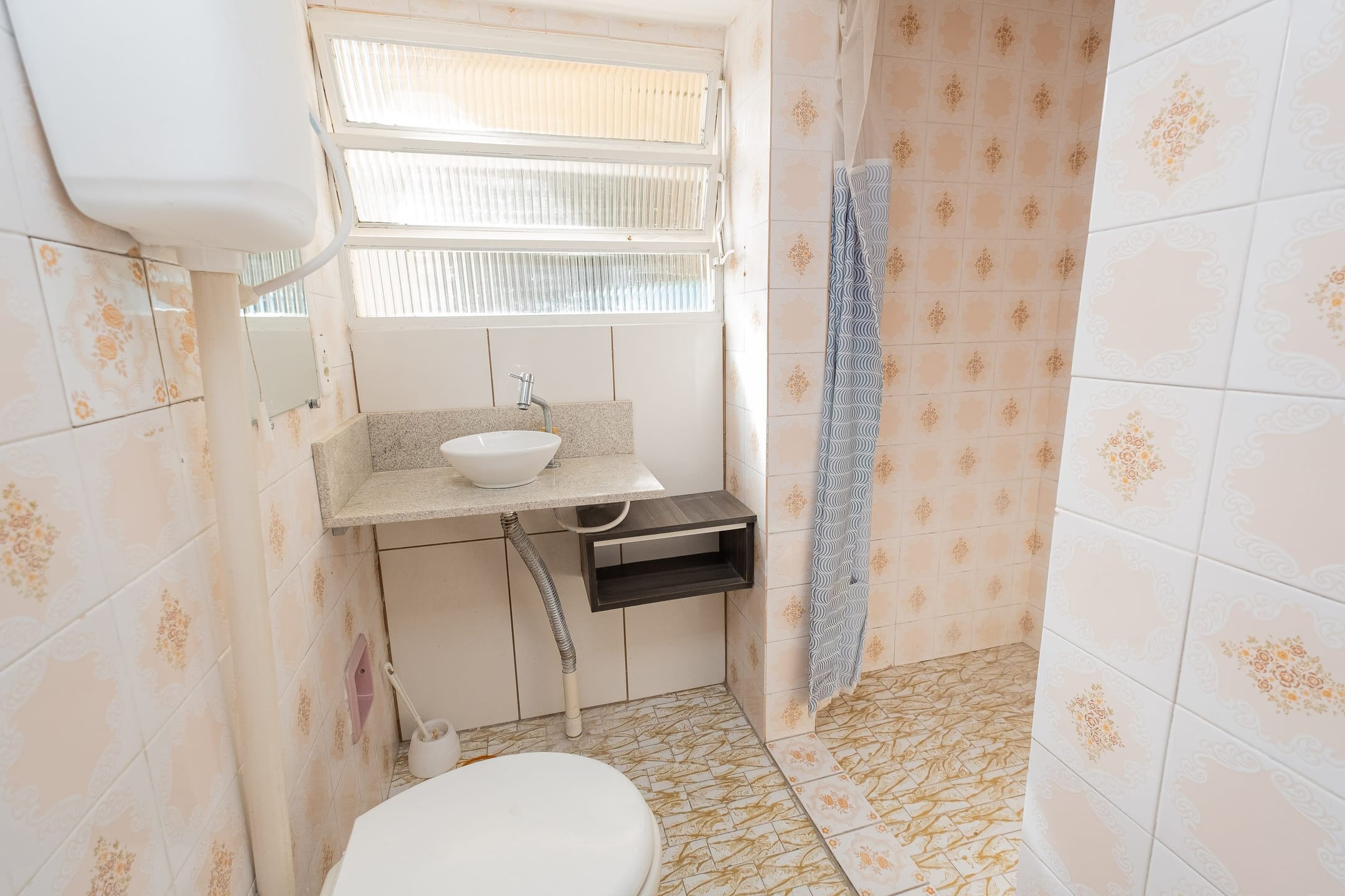 Casa à venda no Fragata, Pelotas - 148 m², 3 quartos (sendo 1 suíte), cozinha planejada e espaço gourmet com churrasqueira. - 17