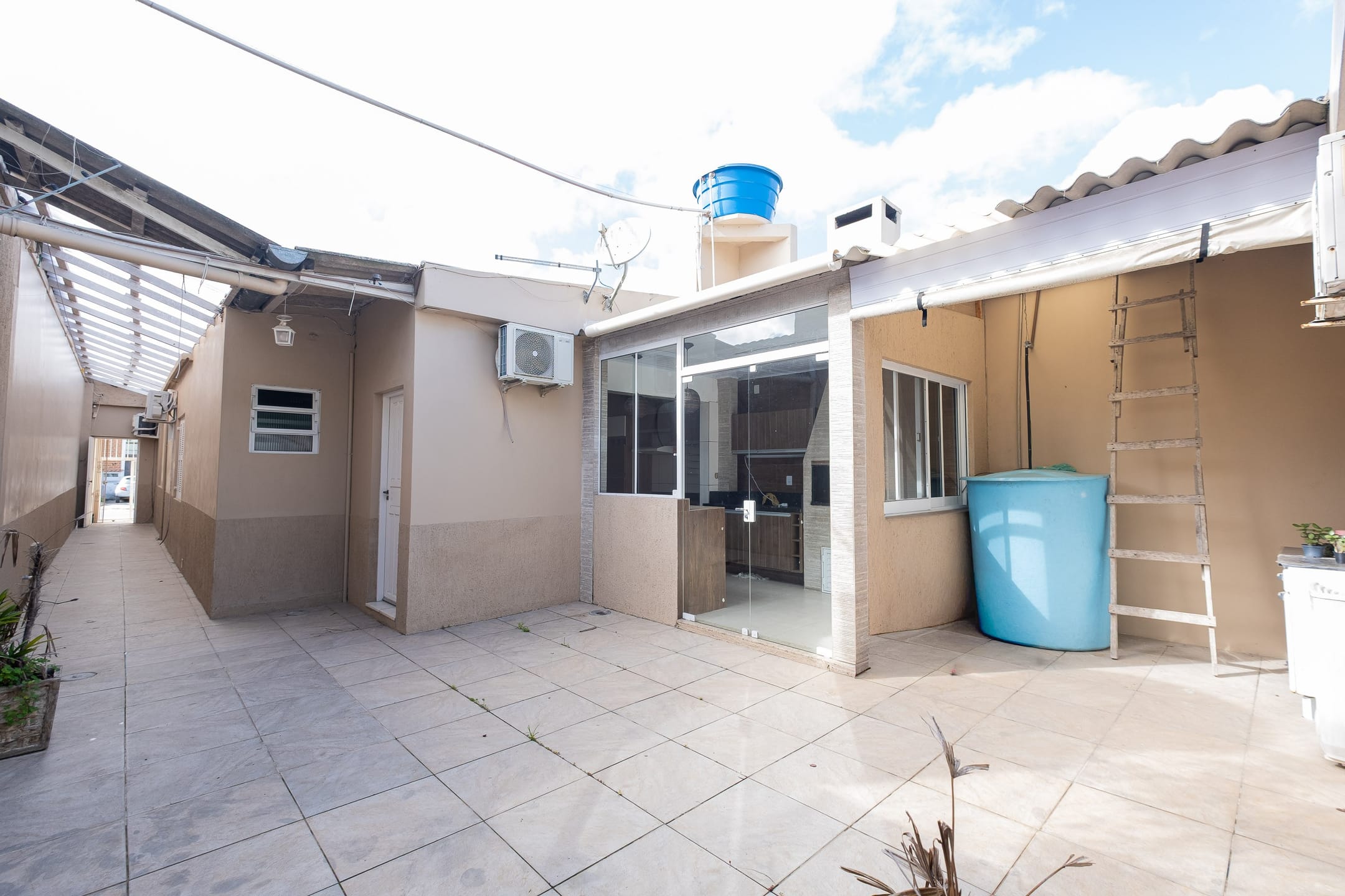 Casa à venda no Fragata, Pelotas - 148 m², 3 quartos (sendo 1 suíte), cozinha planejada e espaço gourmet com churrasqueira. - 19