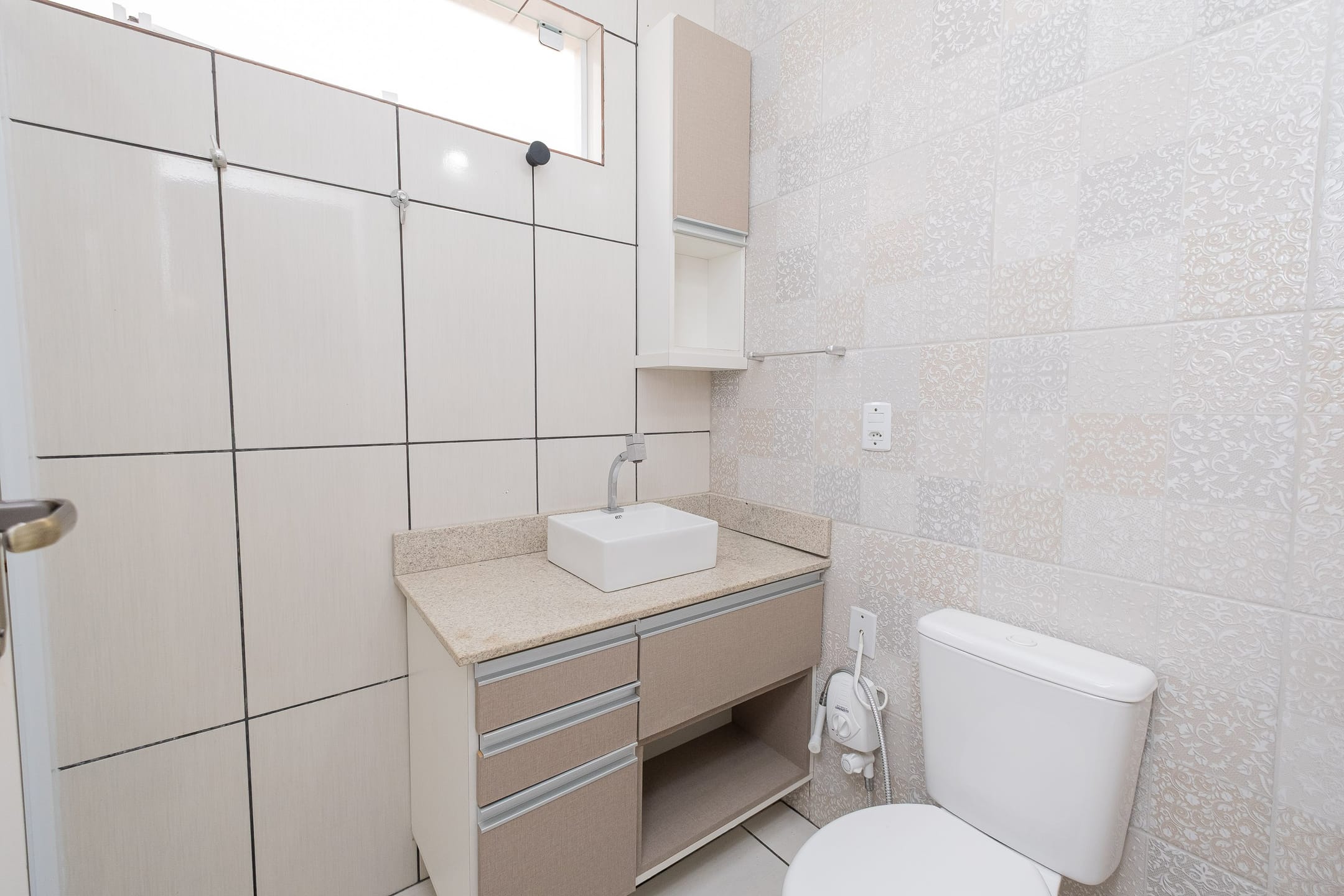 Casa à venda no Fragata, Pelotas - 148 m², 3 quartos (sendo 1 suíte), cozinha planejada e espaço gourmet com churrasqueira. - 10