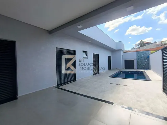 Casa com 300m² 3 quartos e 3 banheiros, à venda, no bairro Jardim Regente em Indaiatuba