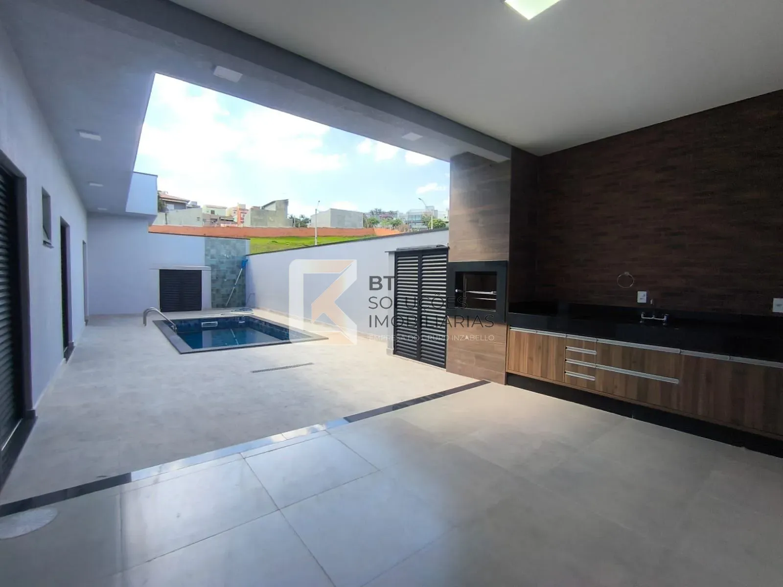 Casa, 3 quartos, 192 m² - Foto 1