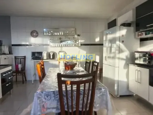 Casa com 250m² 3 quartos e 2 banheiros, à venda, no bairro Jardim Novo II em Rio Claro