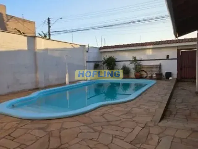 Casa com 250m² 3 quartos e 2 banheiros, à venda, no bairro Jardim Novo II em Rio Claro