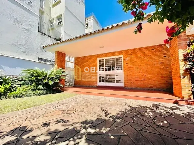 Casa 2 quartos e 2 banheiros, para alugar, no bairro Bela Vista em Porto Alegre