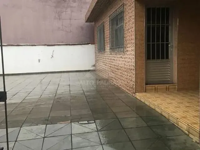 Casa com 410m² 2 quartos e 1 banheiro, à venda, no bairro Parque das Américas em Mauá
