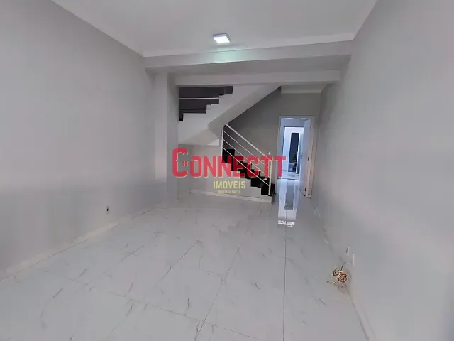 Casa com 125m² 2 quartos e 1 banheiro, à venda ou para alugar, no bairro Planalto Verde em Ribeirão Preto