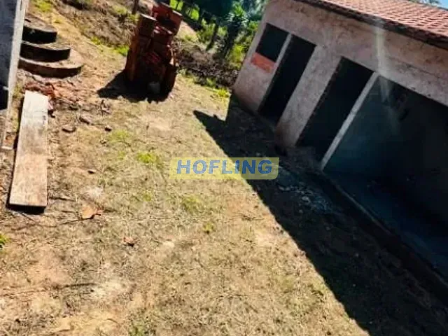 Casa com 895m² 3 quartos e 2 banheiros, à venda, no bairro Jardim Santana em Analândia