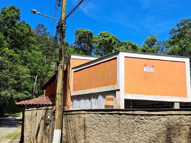 Casa com 1000m², à venda, no bairro Taquara em Petrópolis