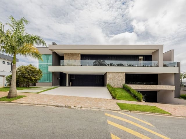 Casa com 1260m² 4 quartos e 7 banheiros, à venda, no bairro Alphaville em Santana de Parnaíba