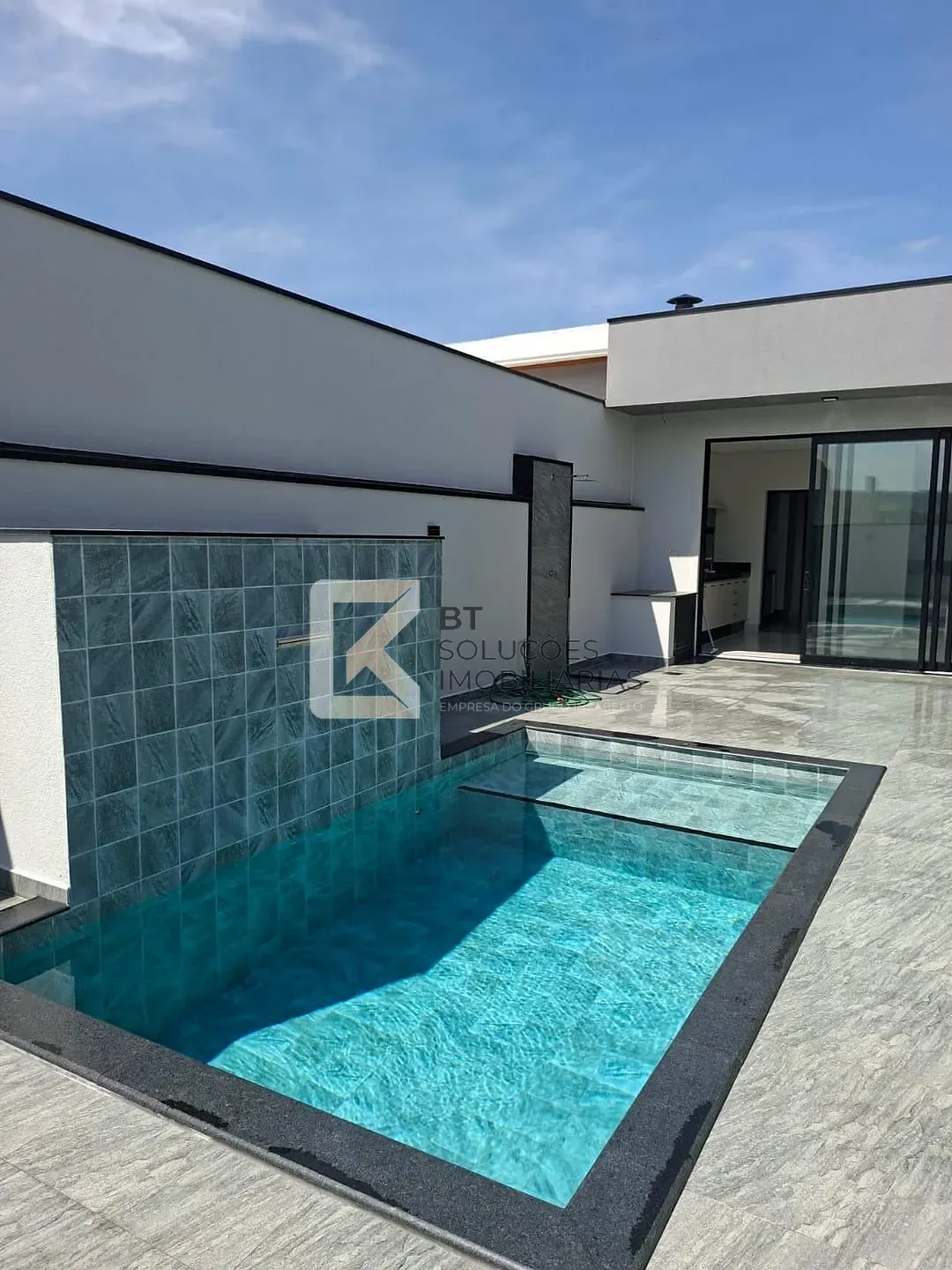 Casa, 3 quartos, 187 m² - Foto 2