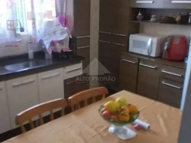 Casa com 190m², à venda, no bairro Jardim do Estádio em Santo André