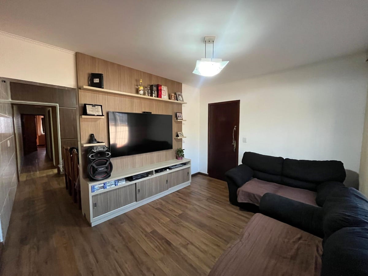 Foto do Casa-Casa tipo para venda em jardim Climax com 3 quartos, sendo 2 suítes, 178m²
