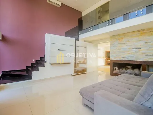 Casa 3 quartos e 4 banheiros, à venda, no bairro Lomba do Pinheiro em Porto Alegre