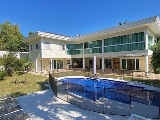 Casa com 1500m² 4 quartos e 5 banheiros, à venda, no bairro Residencial Tambore em Barueri