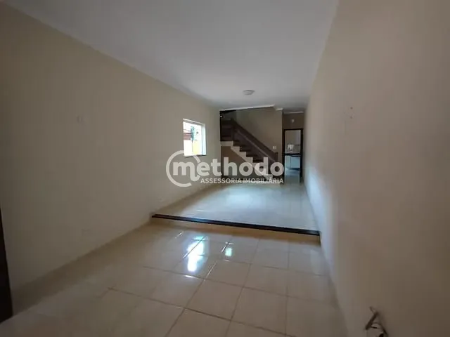 Casa com 250m² 3 quartos e 3 banheiros, à venda, no bairro Vila São José em Taubaté