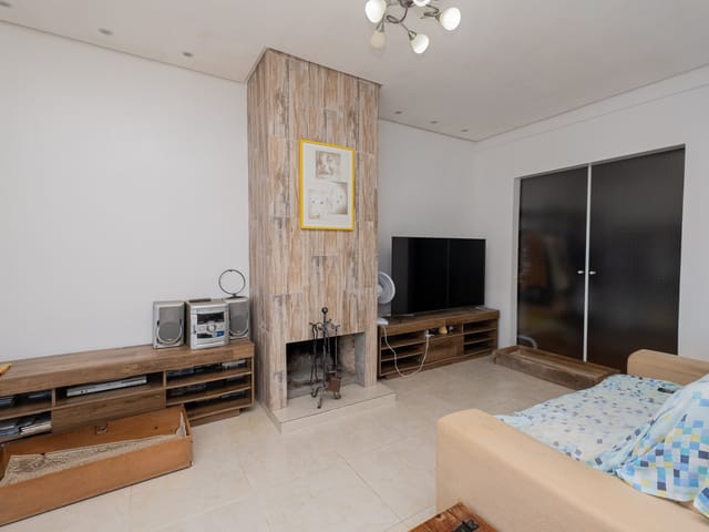 Casa com 300m² 3 quartos e 1 banheiro, à venda, no bairro Laranjal em Pelotas