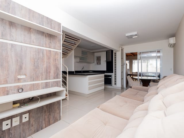Casa com 126m² 2 quartos e 2 banheiros, à venda, no bairro Areal em Pelotas
