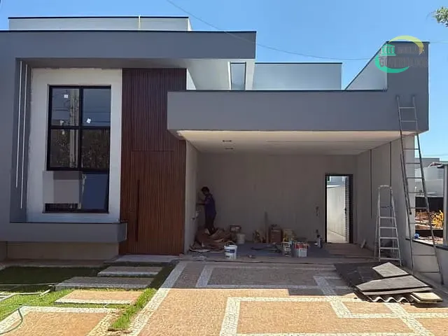 Casa com 250m² 3 quartos e 3 banheiros, à venda, no bairro Jardim Golden Park em Hortolândia