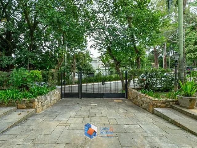 Casa com 813m² 4 quartos e 7 banheiros, à venda, no bairro Jardim Marajoara em São Paulo