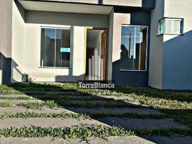 Casa com 300m² 2 quartos e 2 banheiros, à venda, no bairro Cará-Cará em Ponta Grossa
