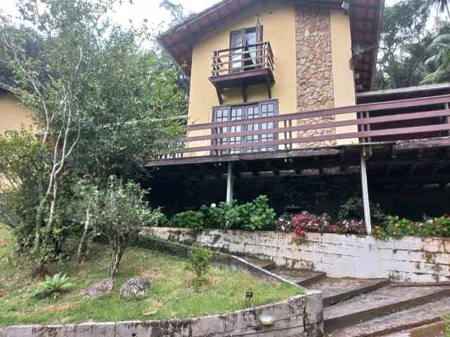Casa com 23000m², à venda, no bairro Bingen em Petrópolis