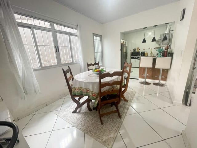 Casa com 225m², à venda, no bairro Pununduva em Cotia