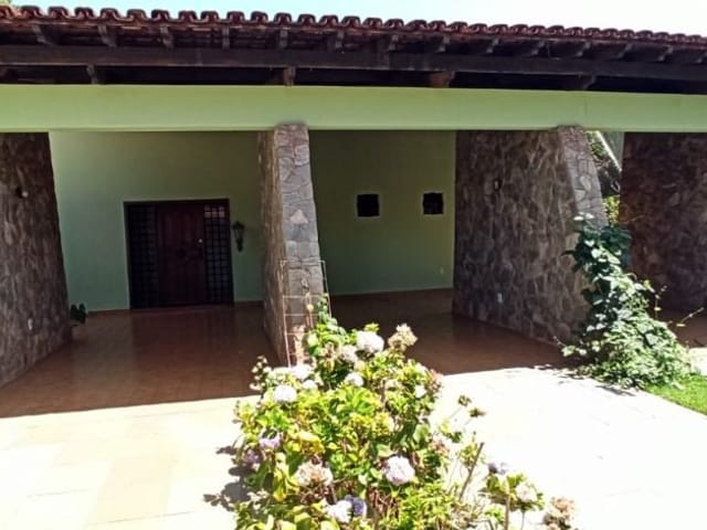 Foto do Casa - Casa à venda 4 Quartos, 2 Suites, 6 Vagas, 630.5M², Mercês, Uberaba - MG | ZUCATO IMOBILIARIA LTDA