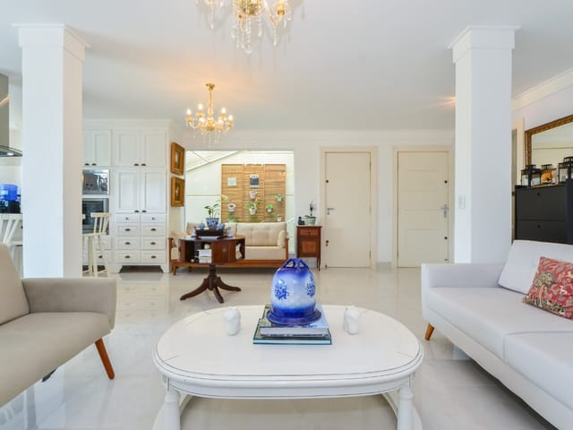 Casa com 271m² 4 quartos e 6 banheiros, à venda, no bairro Brooklin em São Paulo