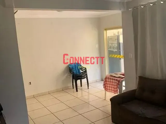 Casa com 200m² 3 quartos e 2 banheiros, à venda, no bairro Geraldo Correia de Carvalho em Ribeirão Preto