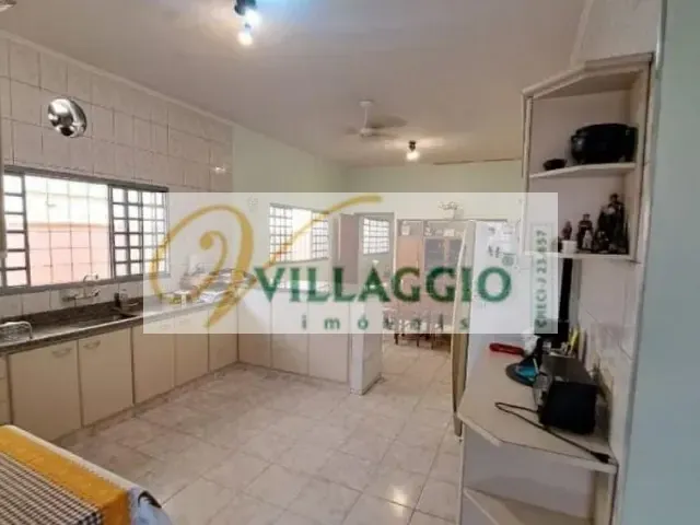 Casa com 450m² 3 quartos e 4 banheiros, à venda ou para alugar, no bairro Jardim Morumbi em São José do Rio Preto