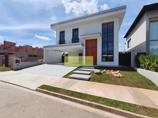 Casa com 600m² 3 quartos e 5 banheiros, à venda, no bairro Jardim das Samambaias em Jundiaí