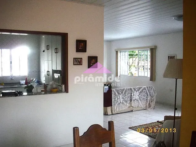 Casa com 300m² 4 quartos e 5 banheiros, à venda ou para alugar, no bairro Vila Betânia em São José dos Campos