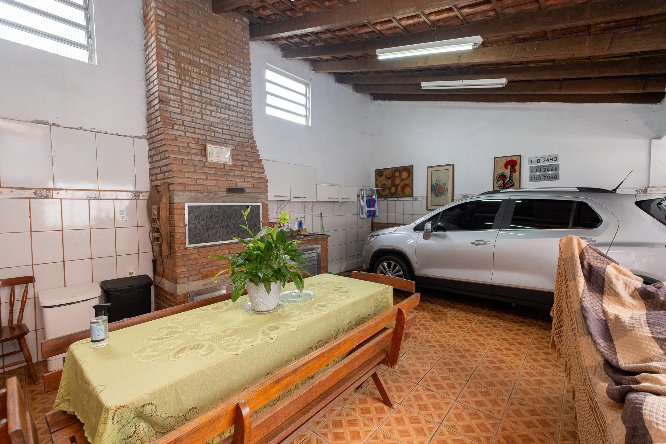 Casa à venda no Umuharama, São Gonçalo - 235m², 3 quartos, móveis planejados, espaço gourmet com churrasqueira e garagem coberta. - 16