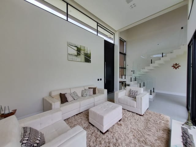 Casa com 1034m² 5 quartos e 6 banheiros, à venda, no bairro Condomínio Reserva do Paratehy em São José dos Campos