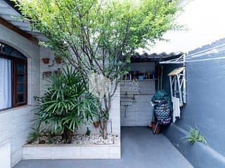 Foto do Casa-Casa tipo para venda em Vila Iório com 4 quartos, 109m²