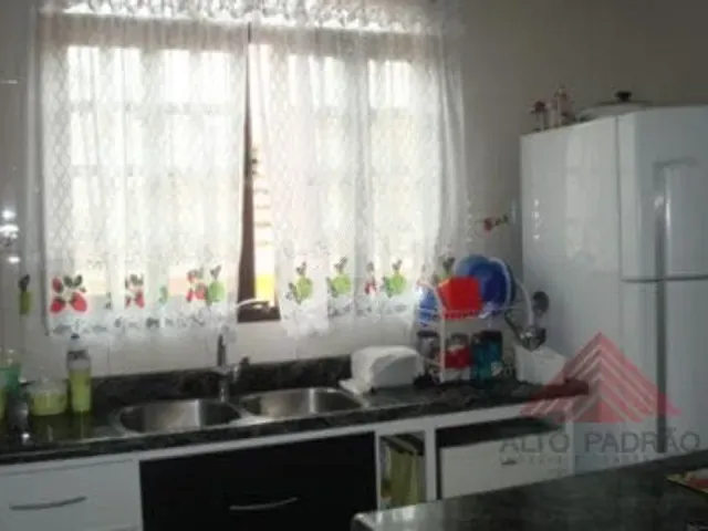 Casa 3 quartos e 3 banheiros, à venda, no bairro Núcleo Colonial em Ribeirão Pires