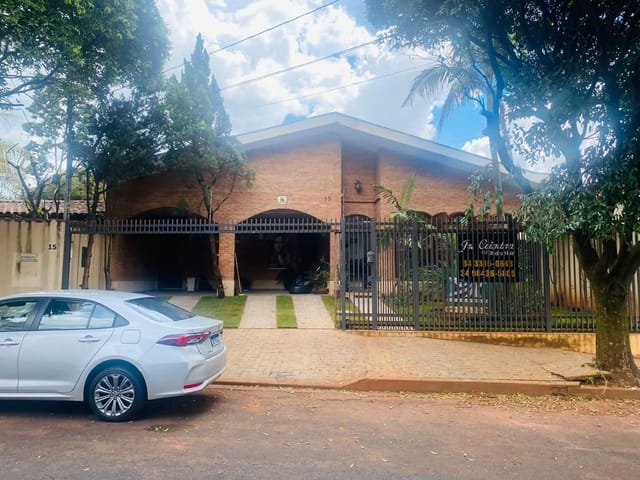 Foto do Casa - Casa com 4 dormitórios à venda, 280 m² por R$ 1.100.000,00 - Mercês - Uberaba/MG | ZUCATO IMOBILIARIA LTDA