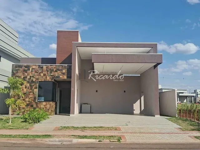 Casa 4 quartos e 1 banheiro, à venda, no bairro Parque Industrial V em Arapongas