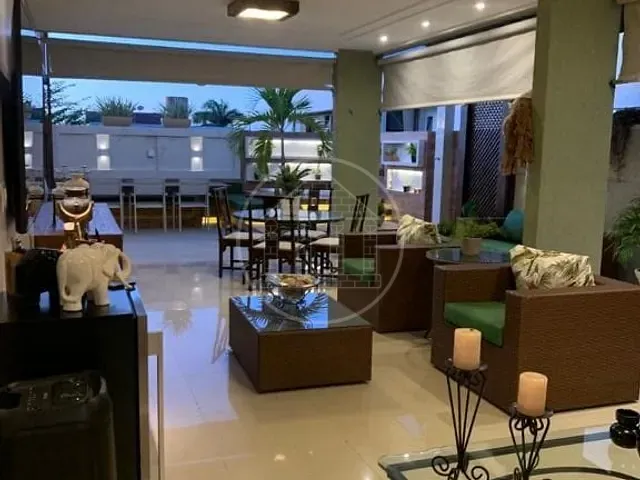 Casa com 530m² 4 quartos e 2 banheiros, à venda, no bairro Parque Do Jiqui em Parnamirim